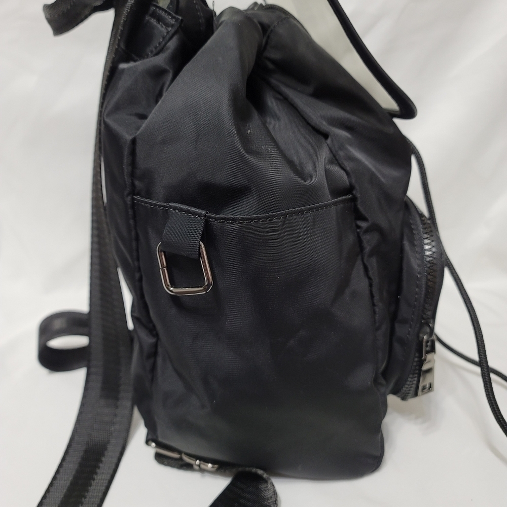 ✨ ZARA Trafaluc Medium Black Vinyl Technical Fabric Backpack - Picture 7 of 9